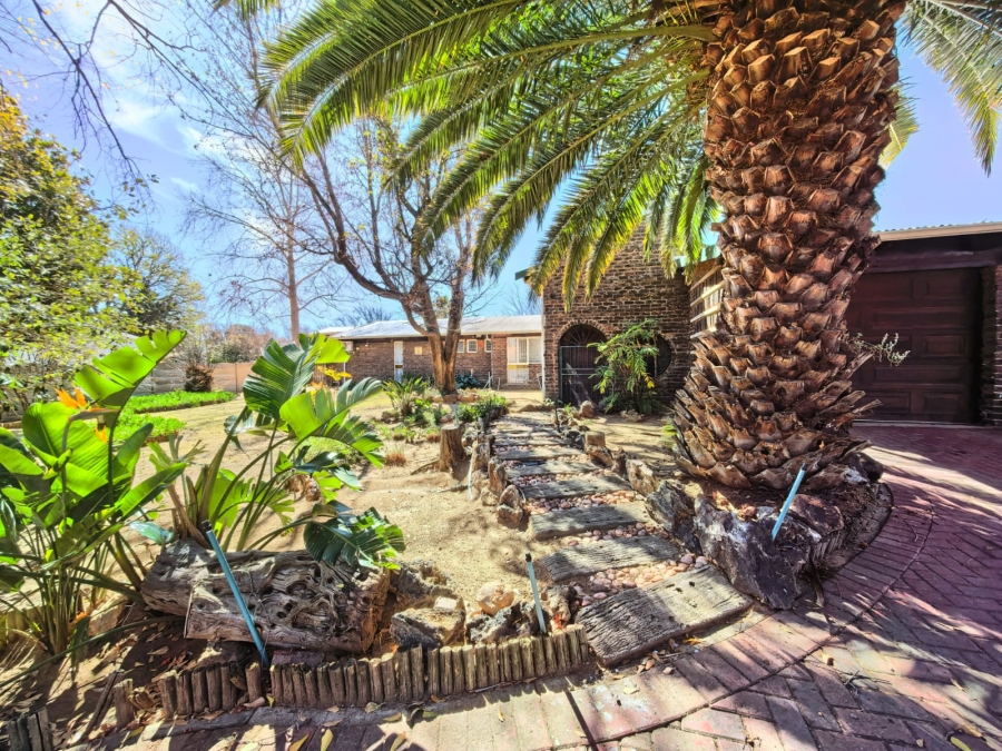 5 Bedroom Property for Sale in Sasolburg Ext 23 Free State